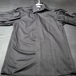 VAN HEUSEN BUTTON DOWN WRINKLE FREE